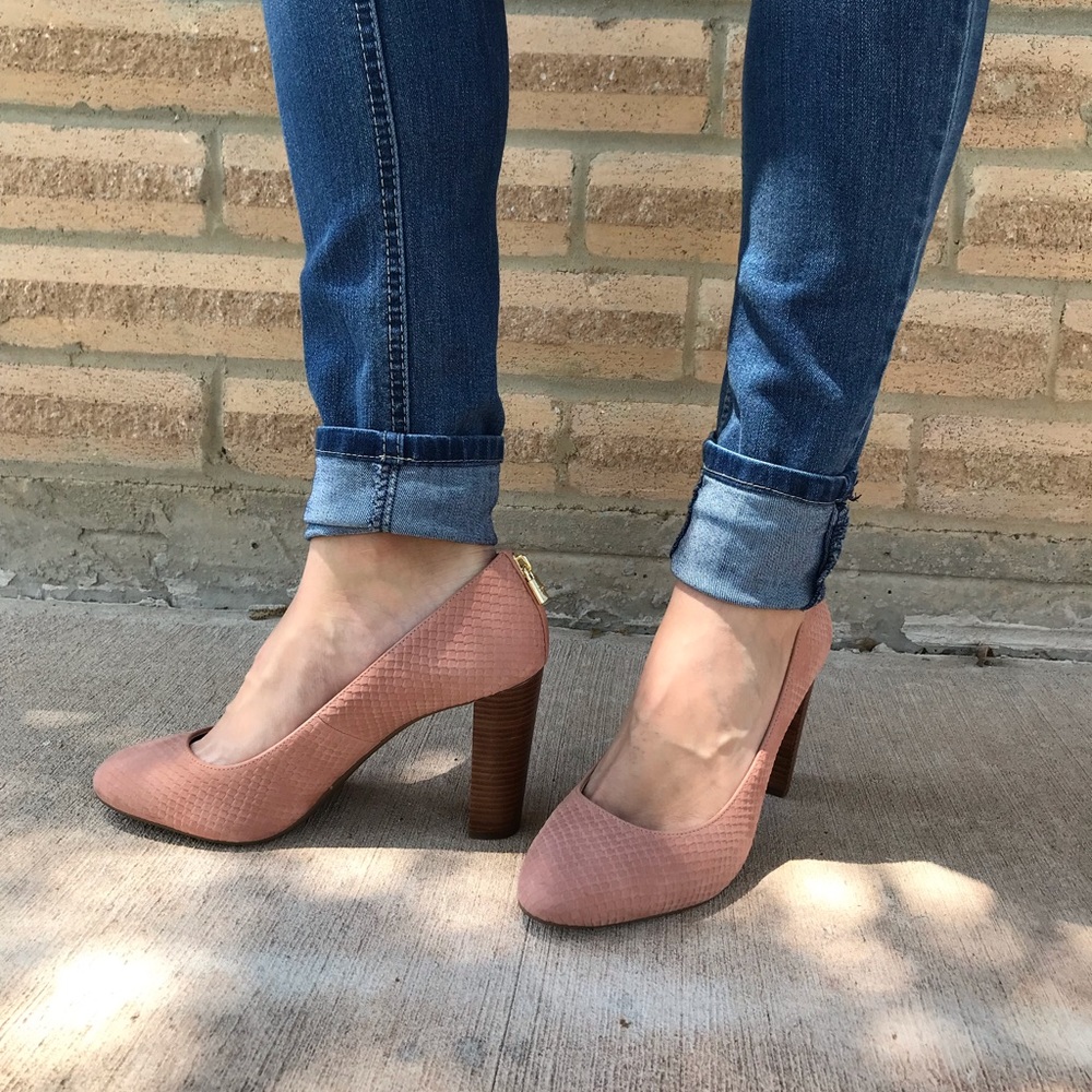 Salmon-colored Michael Kors Pumps